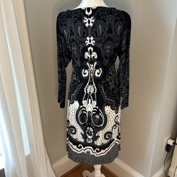 Soma Empire Waist Patterned Dress with Pockets Large - Picture 3 of 7